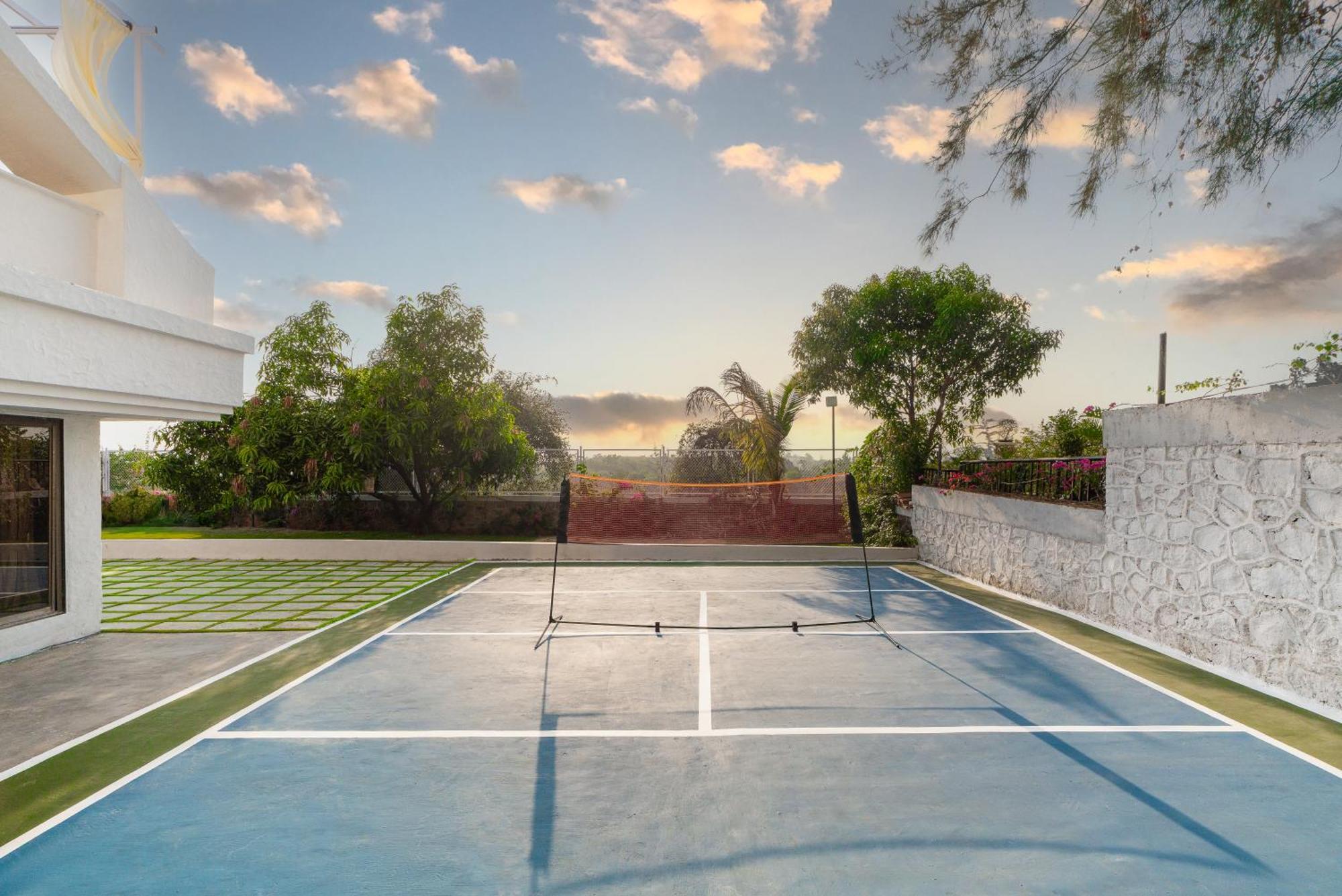 Ekostay Luxe - Casa Noah - Paddle Court & Sunset Point Лонавала Экстерьер фото