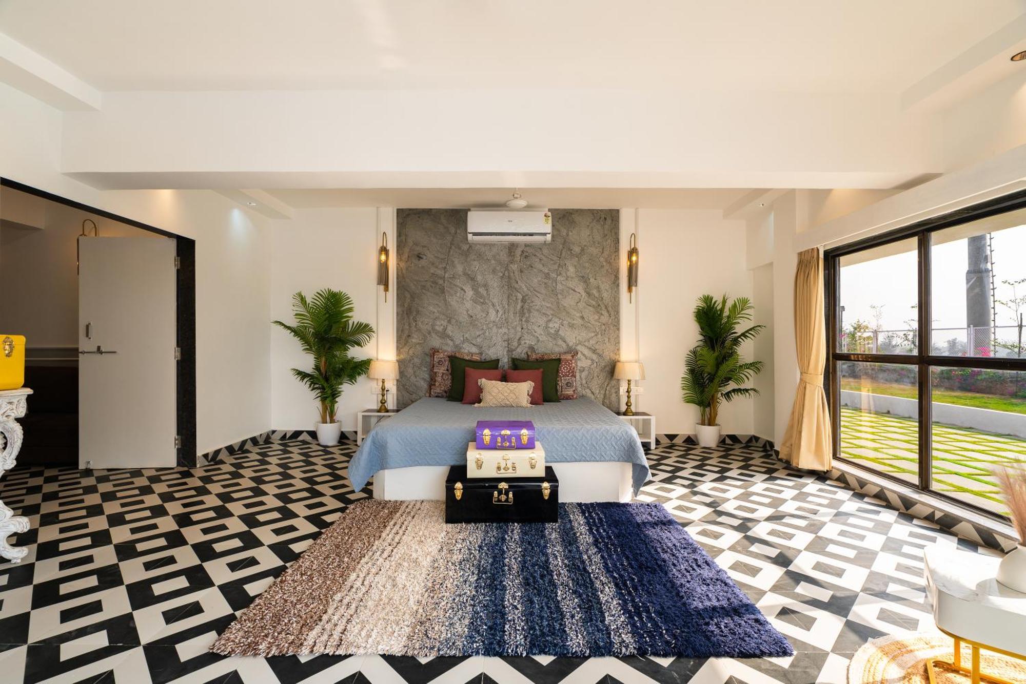 Ekostay Luxe - Casa Noah - Paddle Court & Sunset Point Лонавала Экстерьер фото